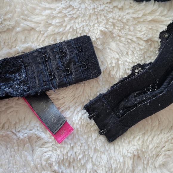 Bra - Picture 3 of 3